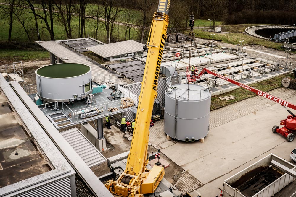 Neues Klärschlammsilo im Klärwerk Plieningen aufgestellt